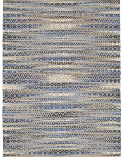 alfombra rectangular jaspeada en tonos azul, cafe y arena