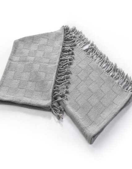 THROW textura a cuadros color gris