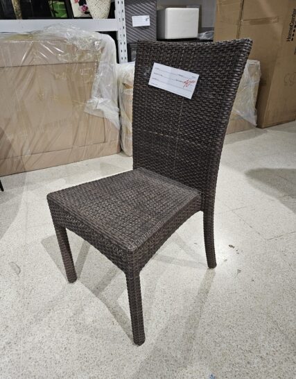 Silla de Comedor en Ratan Sintetico sin cojin