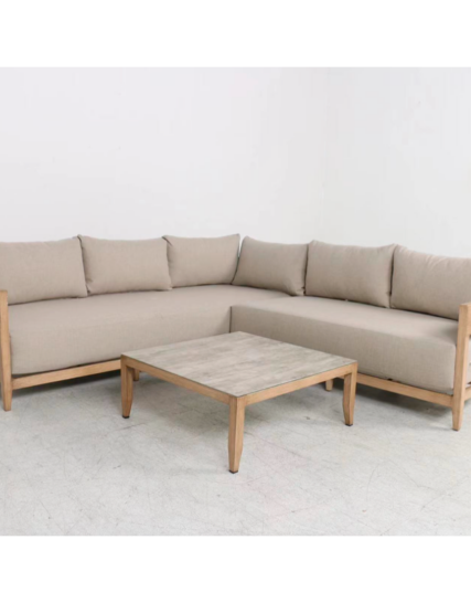 Juego de Exterior Lirum: Juego seccional de aluminio con mesa de vidrio