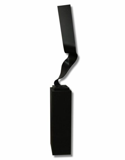 escultura abstracta negro