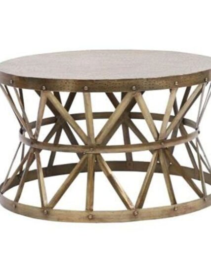 Mesa Majdi: Elegante mesa de metal martillado con acabado en latón, ideal para realzar espacios interiores.