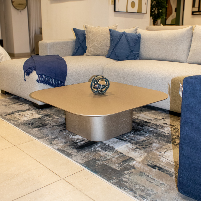 Mesa de Centro Alice: Diseño minimalista y elegante