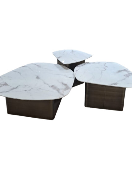 Mesas Meridian: Diseño refinado y moderno con una elegante estructura en bronce y blanco.