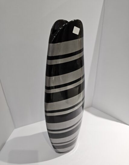 Florero Alto Franjas Gris Negro
