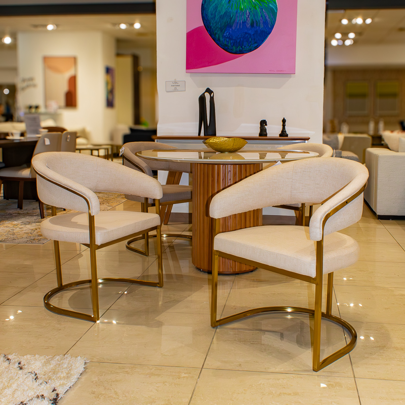 Silla Aman de Comedor: Diseño minimalista y ergonómico